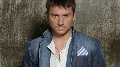 Сергей Лазарев вышел на сцену в трусах