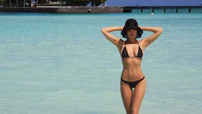 Самые сумасшедшие кадры Даши Астафьевой в бикини