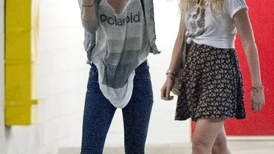 Кристен Стюарт показала f*ck всем папарацци