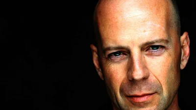 Брюс Уиллис продает свой особняк в Беверли-Хиллс