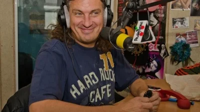 Кузьма знайшов вуличні душові