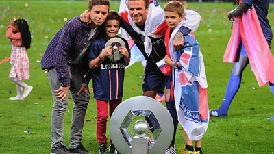 ТОП-10 зіркових татусів на День батька