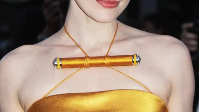 Міла Йовович здивувала вбранням на вечірці Джорджіо Армані