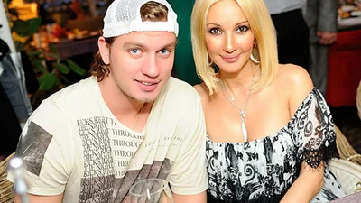 Лера Кудрявцева проводит медовый месяц на Сардинии