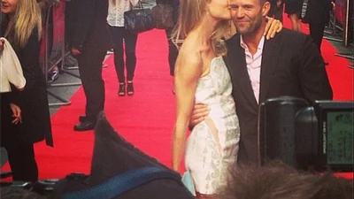 Пристрасті Джейсона Стетхема та його коханої Розі