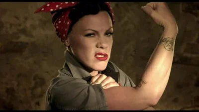 P!nk - Raise Your Glass