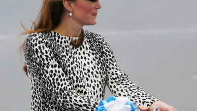 Кейт Миддлтон удивила леопардовым платьем 