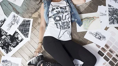 Adidas сделал из Селены Гомес sexy-girl