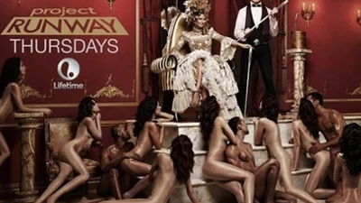 Голые модели упали на колени перед Хайди Клум