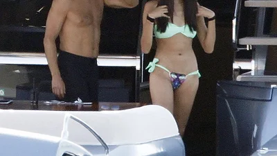 Любовница миллиардера Доронина облажалась с купальником