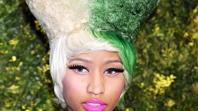 Ники Минаж – королева безумных причесок