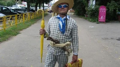 Модний пенсіонер із Росії шокував інтернет своїми образами