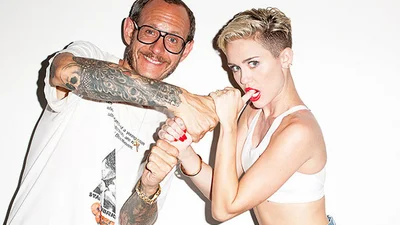 Развратная Майли Сайрус позирует Терри Ричардсону