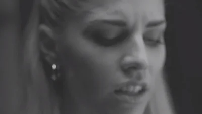 London Grammar - Wasting My Young Years