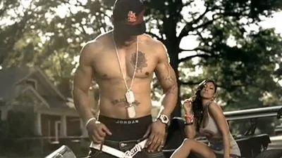 Nelly - Stepped On My J'z ft. Jermaine Dupri, Ciara
