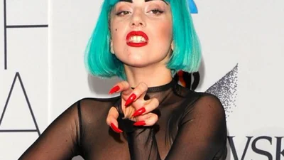 Lady GaGa судится со своей помощницей