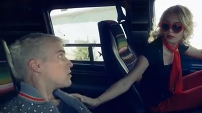 Neon Trees - Lessons In Love