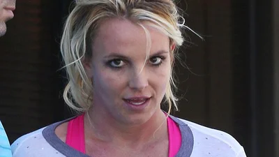 Бритни Спирс показала свое тело в бикини