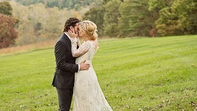 Келли Кларксон показала первые фото со свадьбы