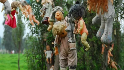 Подорож перед Геловіном: місто старих ляльок