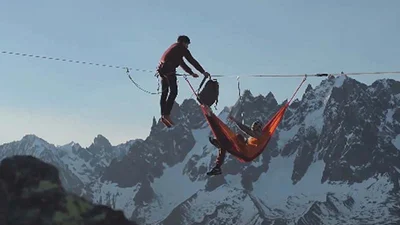 Найдивовижніша реклама чоловічих трусів у світі