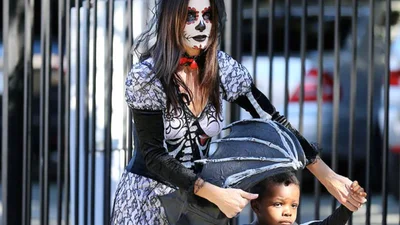 Найкращий зірковий костюм на Геловін