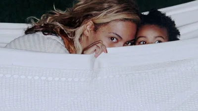 Бейонсе показала веселье с дочерью