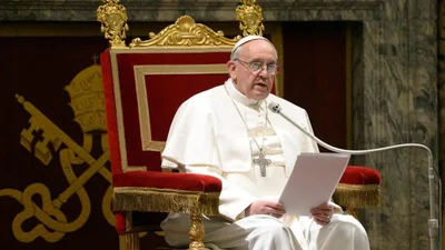 Папа Римский назван самым стильным мужчиной года 