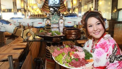 В таиландском ресторане вас обслужит робот