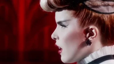 Paloma Faith - Never Tear Us Apart