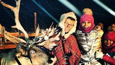 Евгения Власова отвезла свою дочку в Лапландию