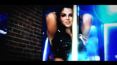 Britney Spears - Gimme More