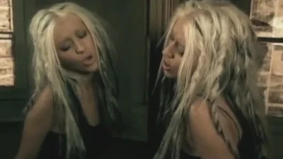 Christina Aguilera – Beautiful