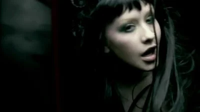 Christina Aguilera – Fighter