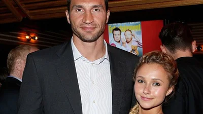 Хайден Панеттьери нанимает переводчика для свекрови