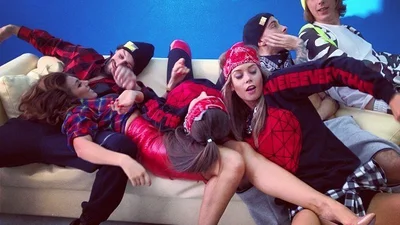 Анна Седокова выпустила коллекцию одежды