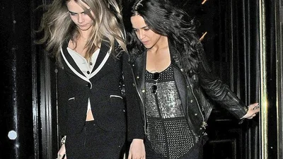 Кара Делевинь показала обнаженную любовницу