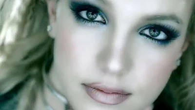 Britney Spears - Stronger