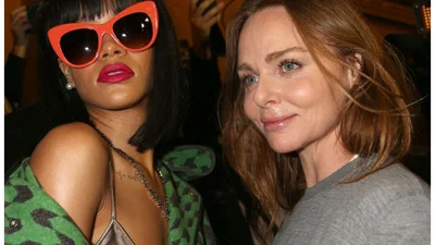 Рианна поддержала Кару Делевинь на показе Стеллы МакКартни