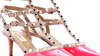 Готовимся к лету: лучшая обувь с ремешками