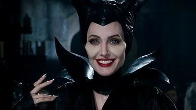 Новые кадры со злой колдуньей Анджелиной Джоли
