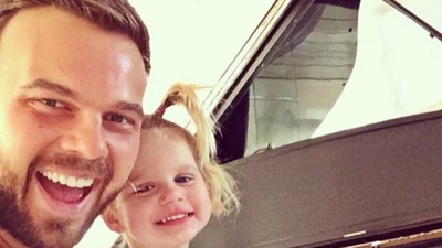 Бывший муж Седоковой активно постит фото с дочкой Моникой