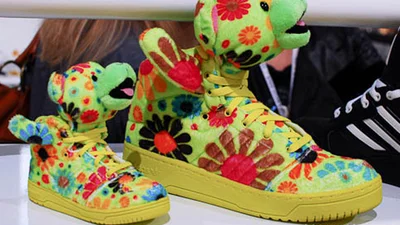 Упасть в детство: обувь в форме мягкой игрушки