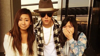 Звезды в соц сетях: Бибер довел фанаток до слез