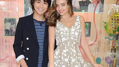 Миранда Керр променяла Орландо Блума на няшку