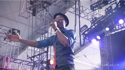 Aloe Blacc спел свой хит Wake Me Up на фестивале Coachella
