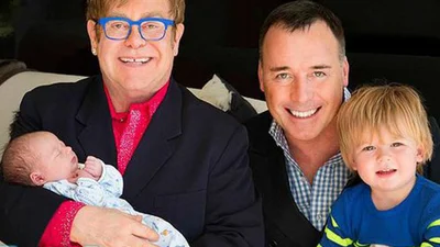 Чому Елтон Джон почав зустрічатися з чоловіками