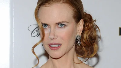 Припудрить носик: как звезды облажались с макияжем