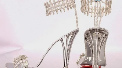 Дизайнер создал самые дорогие туфли с пожизненной гарантией