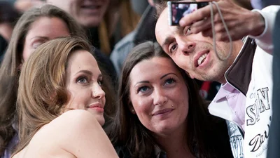 Анджелина Джоли блестала на премьере "Малифисенты"